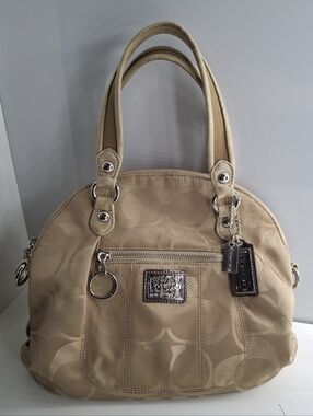 Coach Poppy Signature Sateen Pocket Hobo 18708 EUC